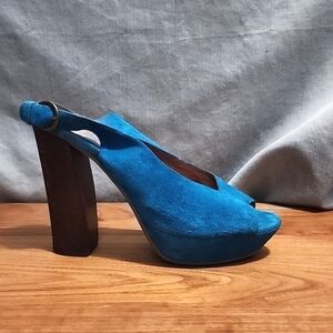 JEFFREY CAMPBELL Aqua Suede "Friend" Peep-Toe Slingback Platform Heels, size 7